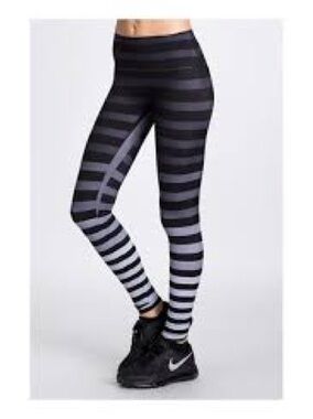 K-Deer Signature Stripe Ombré High Waist Leggings Size Large